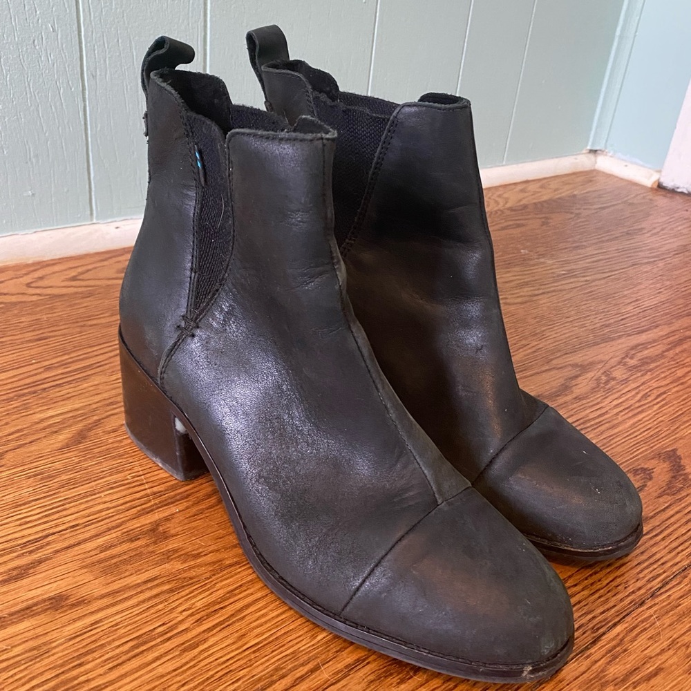 TOM’s Esme Black Leather Boots